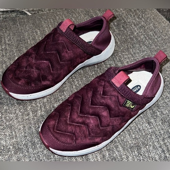 Dr. Scholl’s Home and Out Slip on Sneakers - Picture 1 of 8